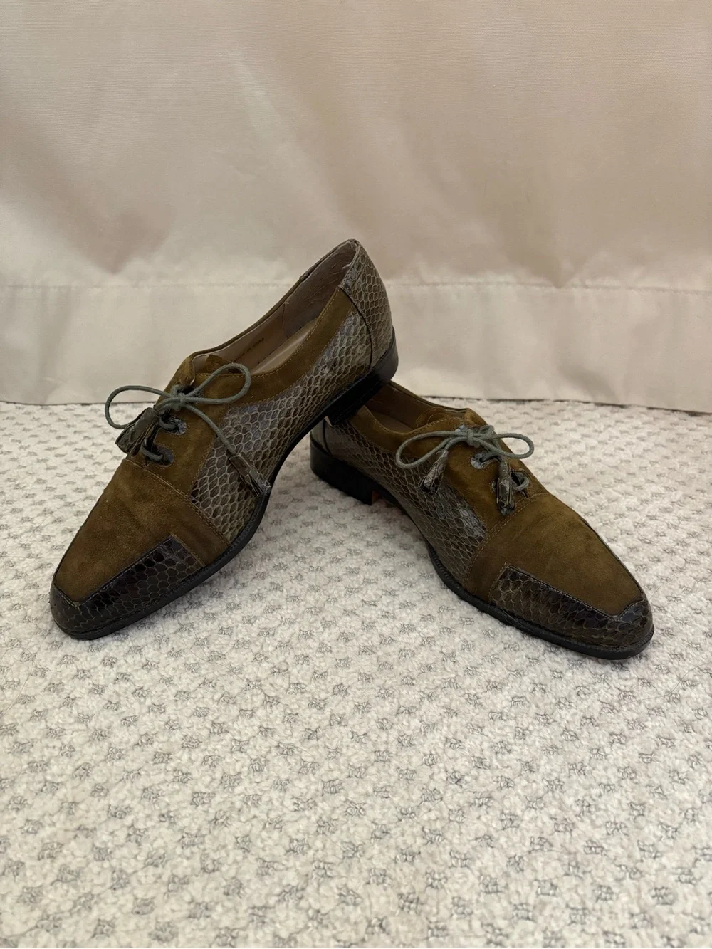 Giorgio Brutini Olive Suede & Snakeskin-Texture Lace-Up Oxfords